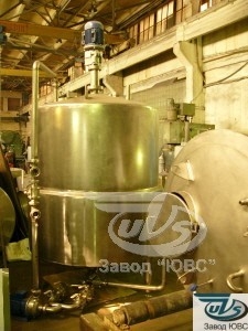 Реактор химический предназначен для перемешивания водного раствора неорганических солей